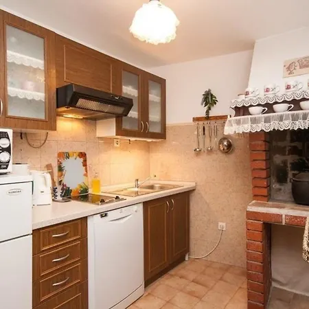 Grosse In Mit Grossem Balkon Apartment Baska (Krk)